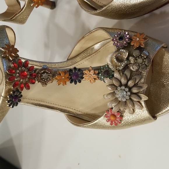 Vince camuto sandals - Picture 3 of 6